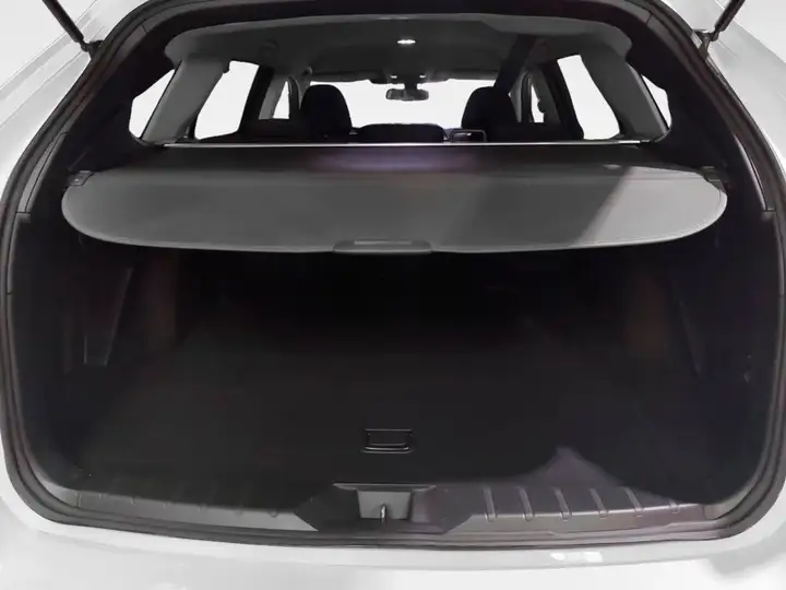 Subaru Outback 2023, foto 14