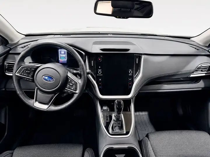 Subaru Outback 2023, foto 9