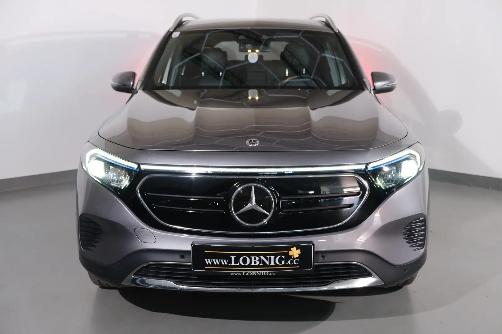 Mercedes-Benz EQB 300 EQB 300 4MATIC Aut. | SHZ | Ambiente Grau - 2