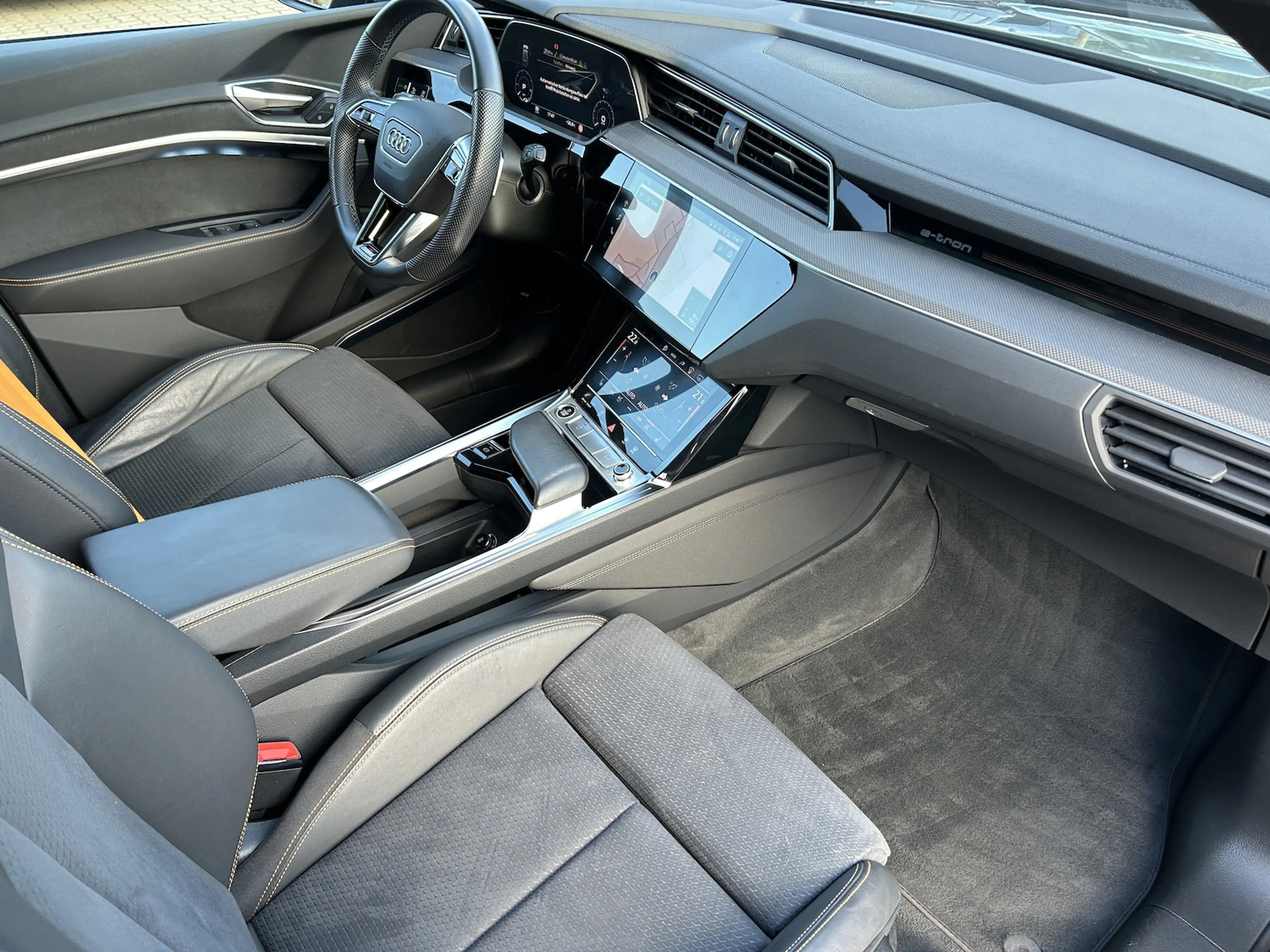Audi e-tron 55 S line*B&O*360*Matrix*Black*HUD* — photo 13