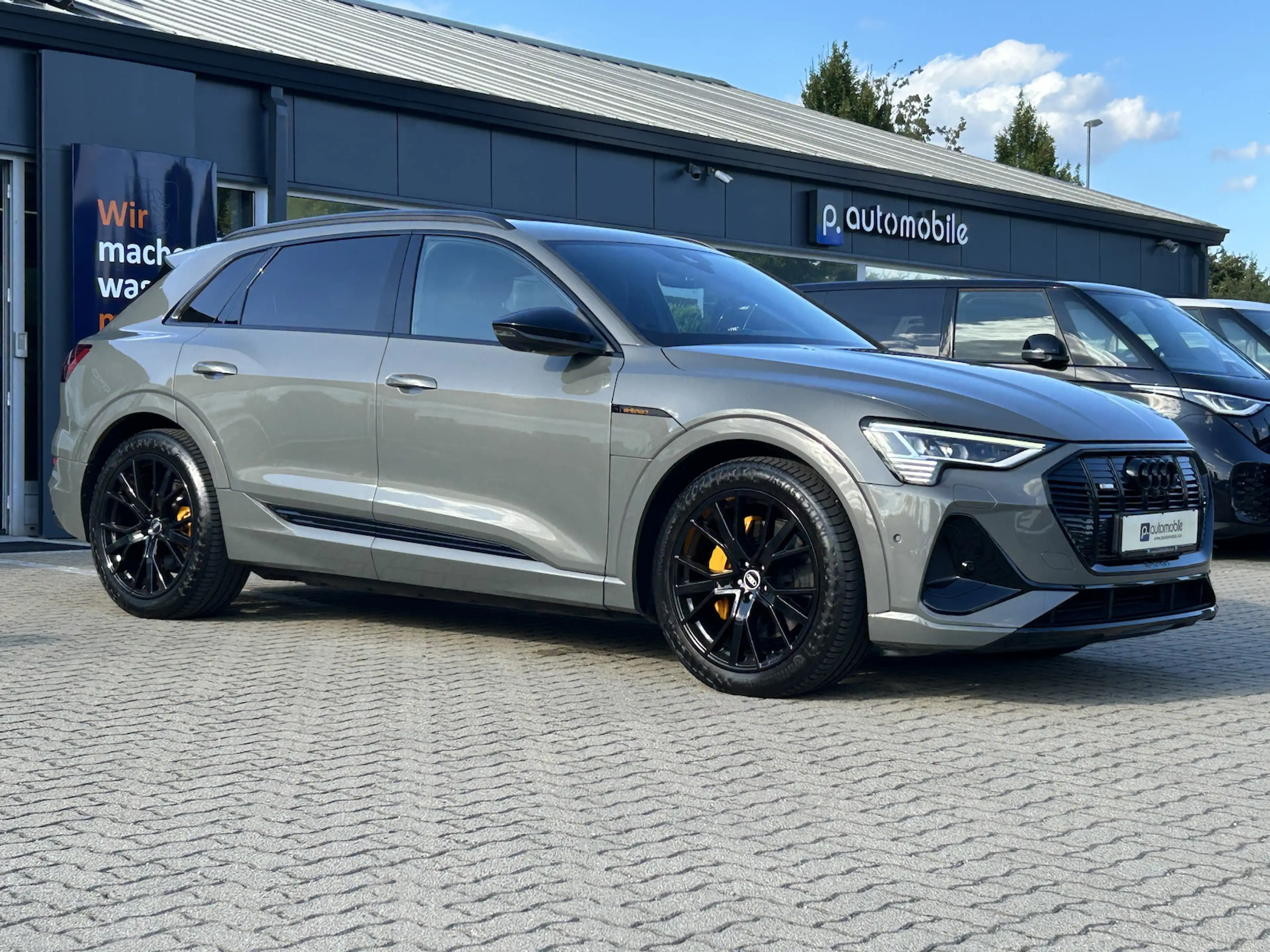 Audi e-tron 55 S line*B&O*360*Matrix*Black*HUD* — photo 4