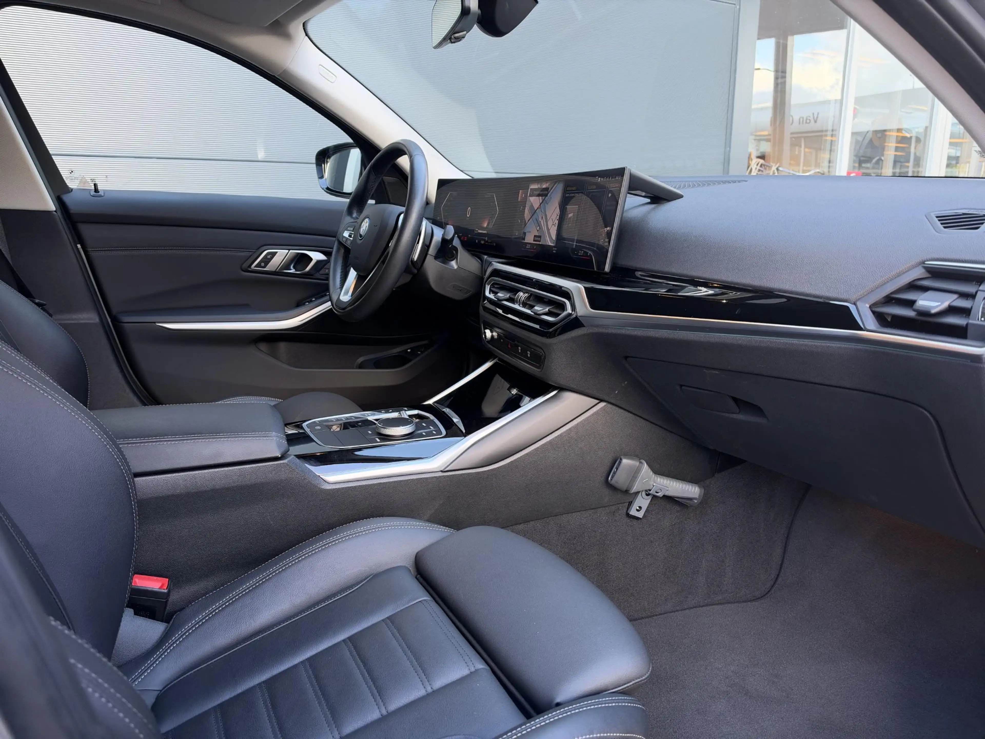BMW 320 3-serie Touring 320e / 100% Onderhoud / Geen Impor — photo 8