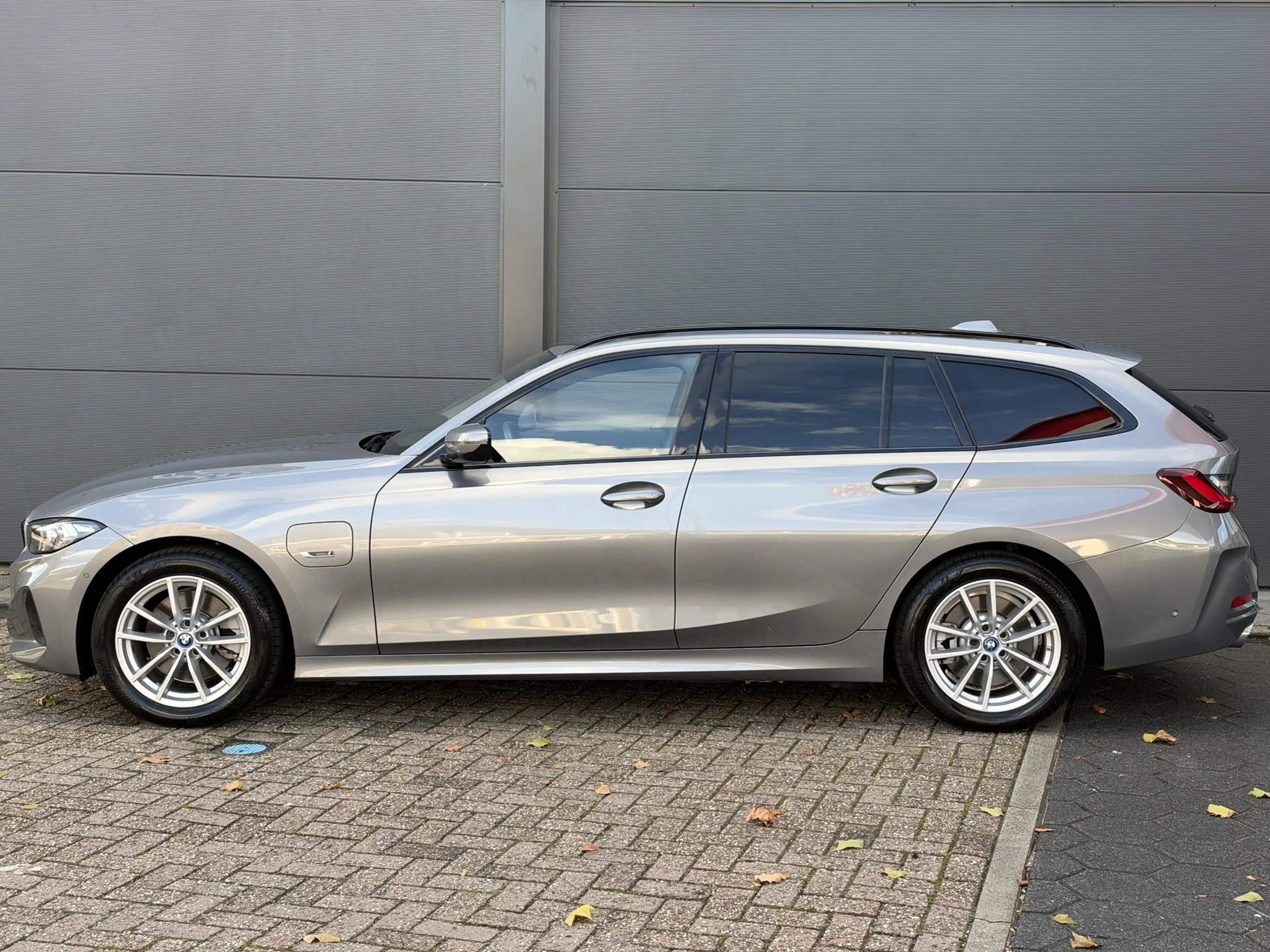 BMW 320 3-serie Touring 320e / 100% Onderhoud / Geen Impor — photo 5