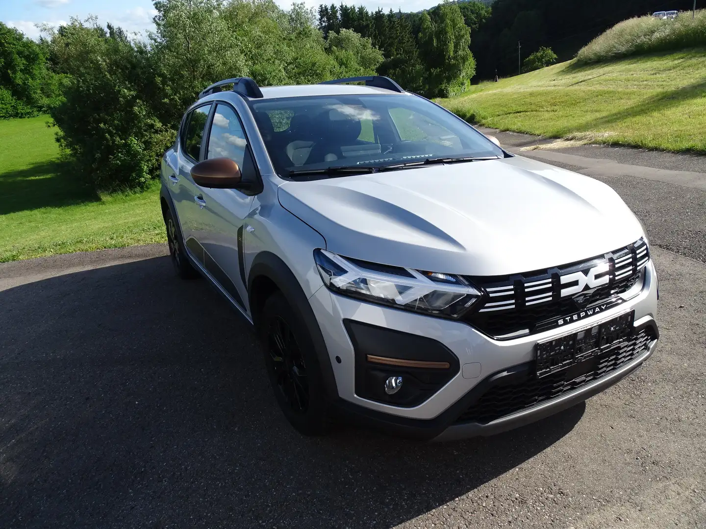 Dacia Sandero Stepway Extreme+ Silber - 2