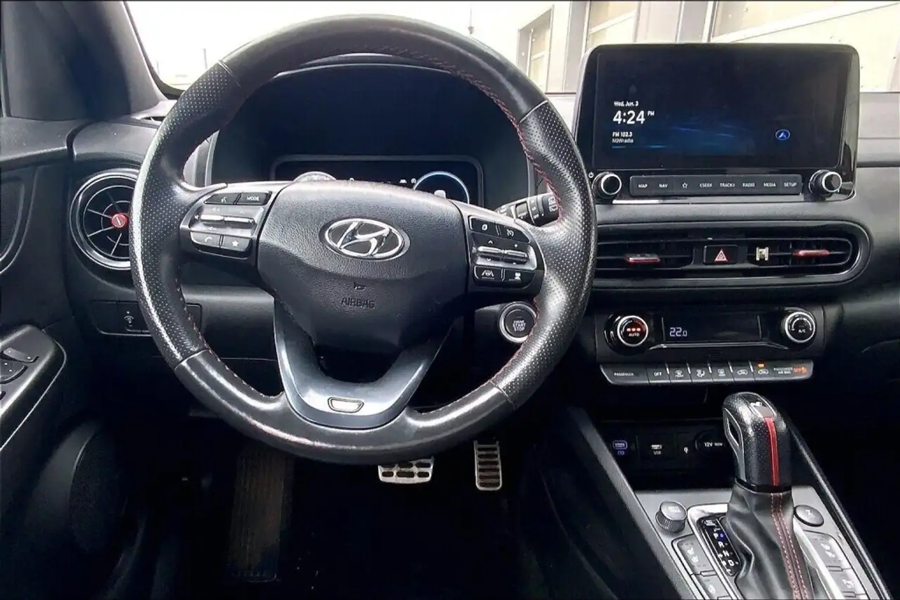Hyundai KONA снимка Hyundai KONA