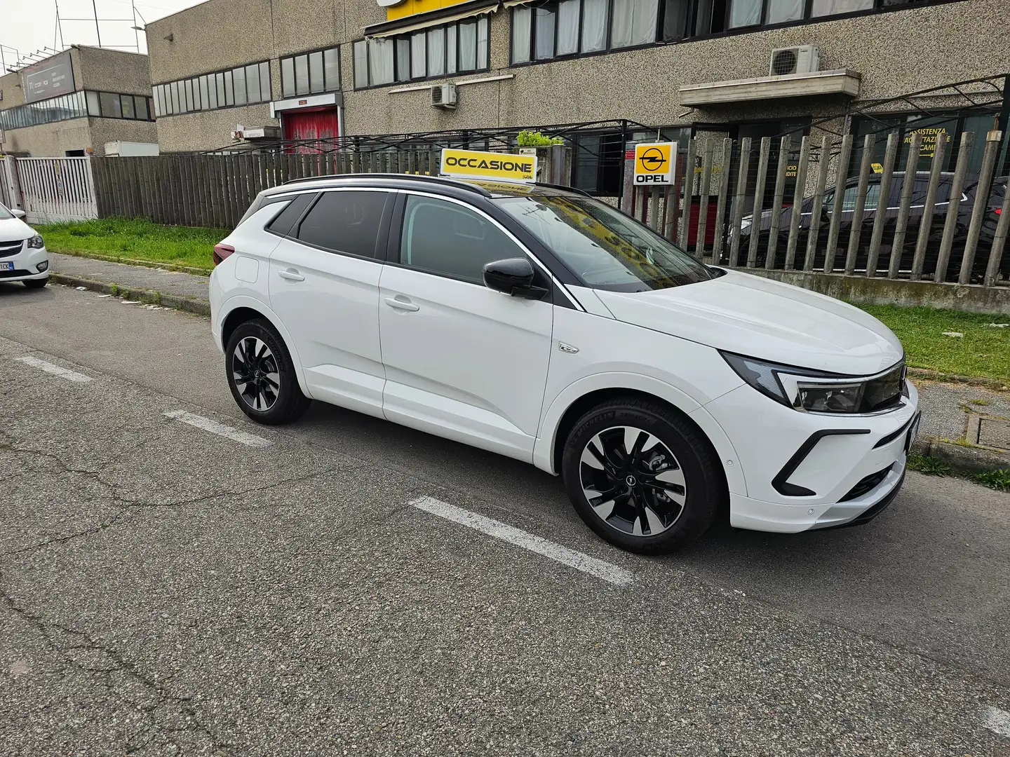 Opel Grandland Grandland 1.2 130 AT8 ULTIMATE Bianco - 2