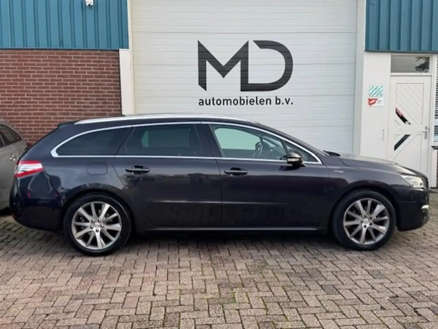 Peugeot 508 SW 1.6 GT-line - Automaat - Panorama dak - LED Gris - 2