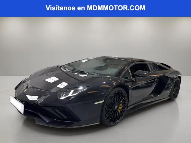 Lamborghini Aventador Roadster LP700 6.5 V12