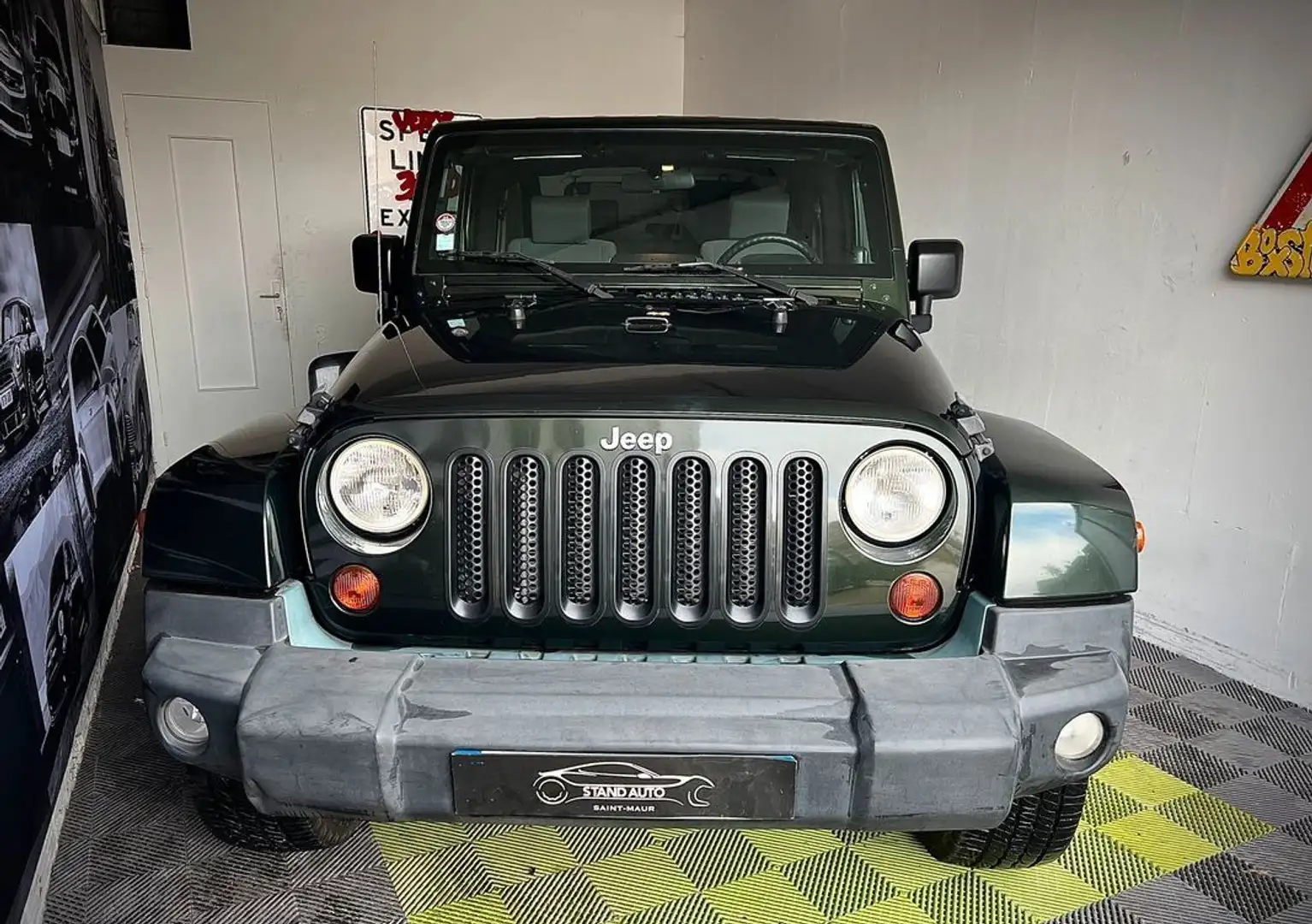 Jeep Wrangler 3.8 v6 200 sahara bva 3p Grün - 2