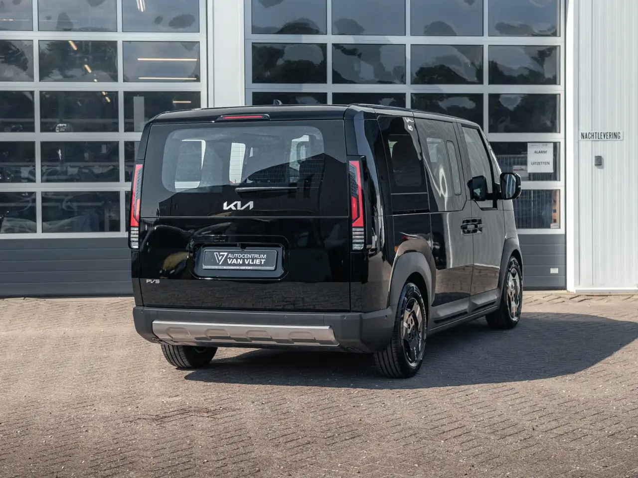 Kia PV5 Passenger 2026