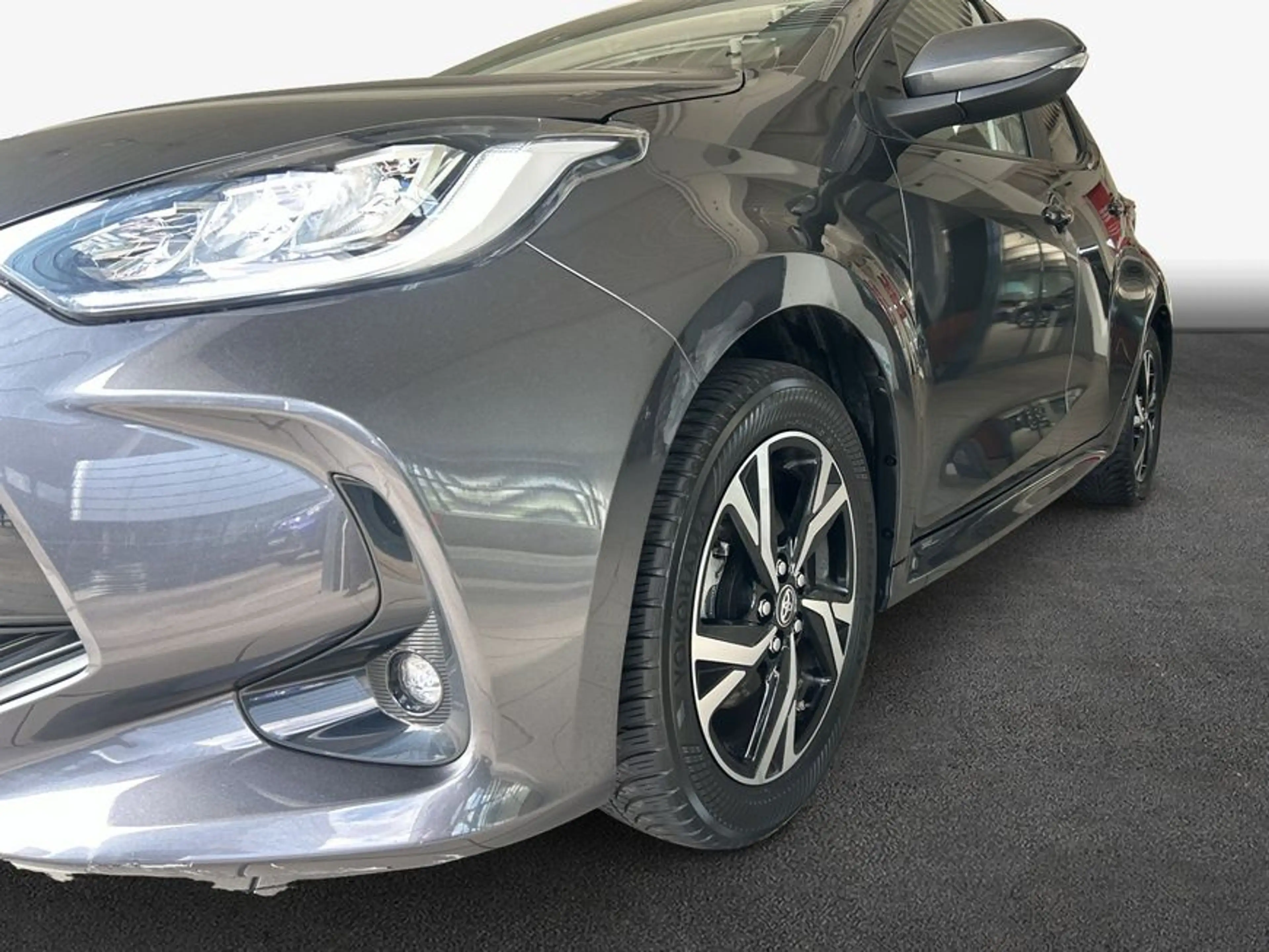 Toyota Yaris Hybrid 116 1.5 VVT-i Teamplayer — photo 6