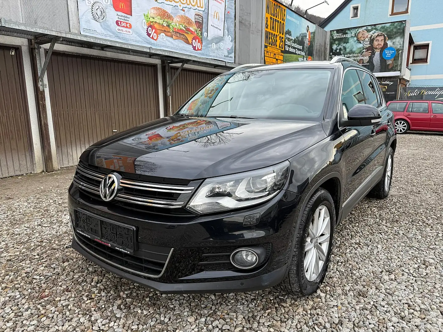 Volkswagen Tiguan 2,0 TDI SCR Sky Schwarz - 1
