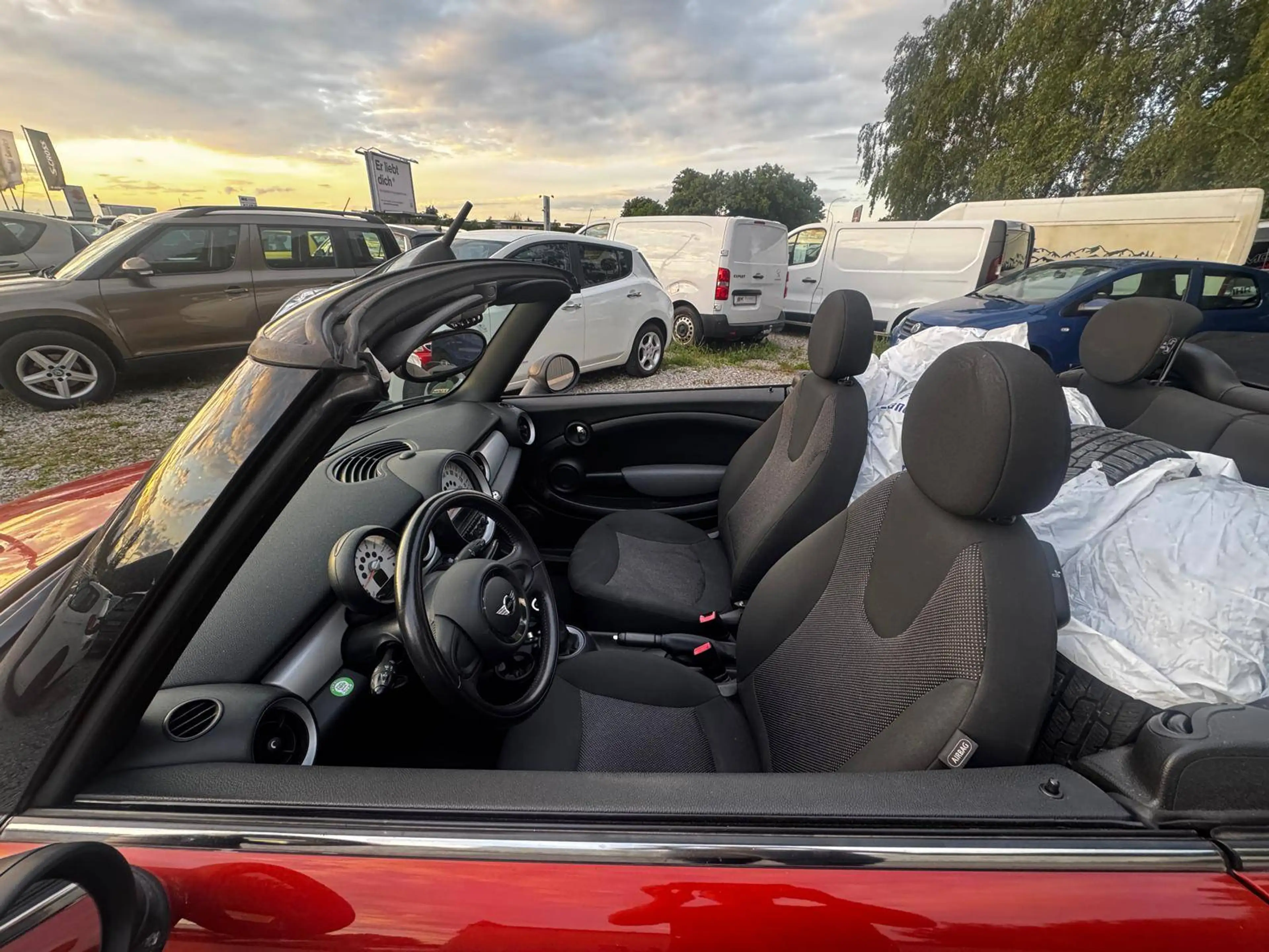 MINI One Cabrio One  Bixenon PDC 8fach bereift Scheckheftgepflegt — photo 11