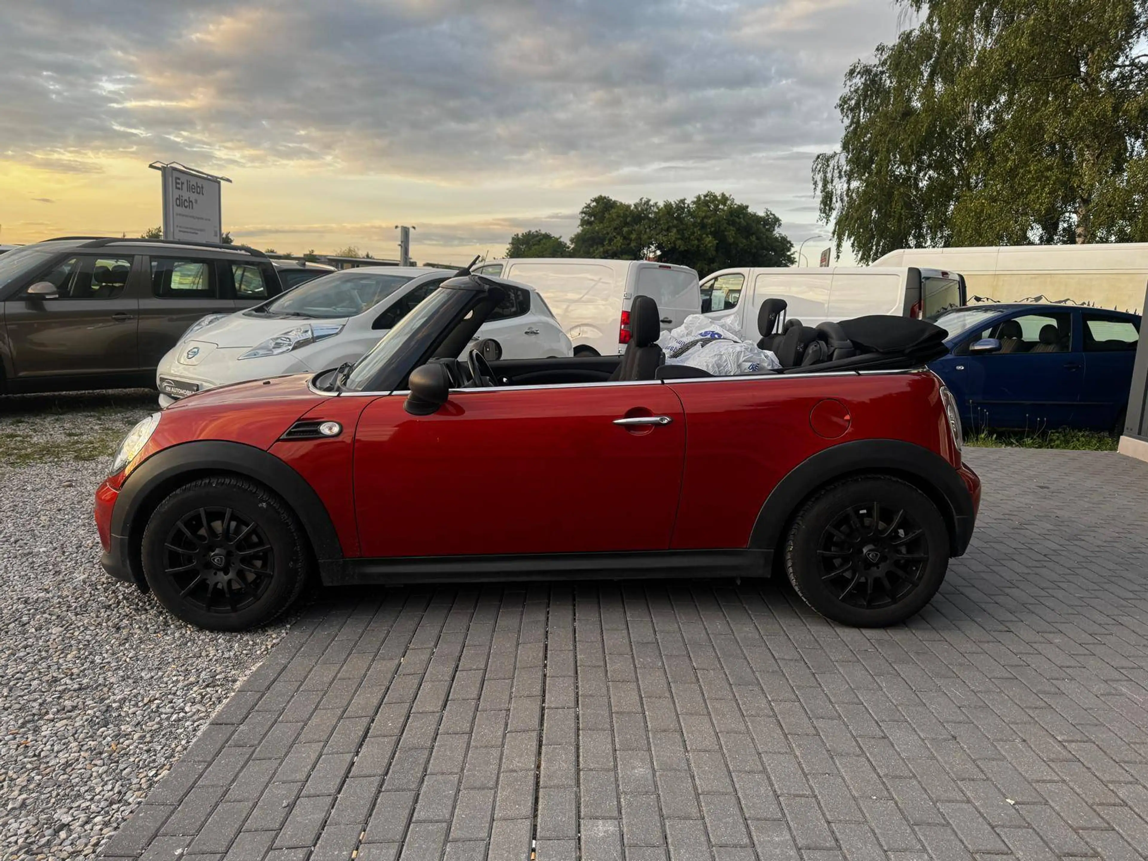 MINI One Cabrio One  Bixenon PDC 8fach bereift Scheckheftgepflegt — photo 7