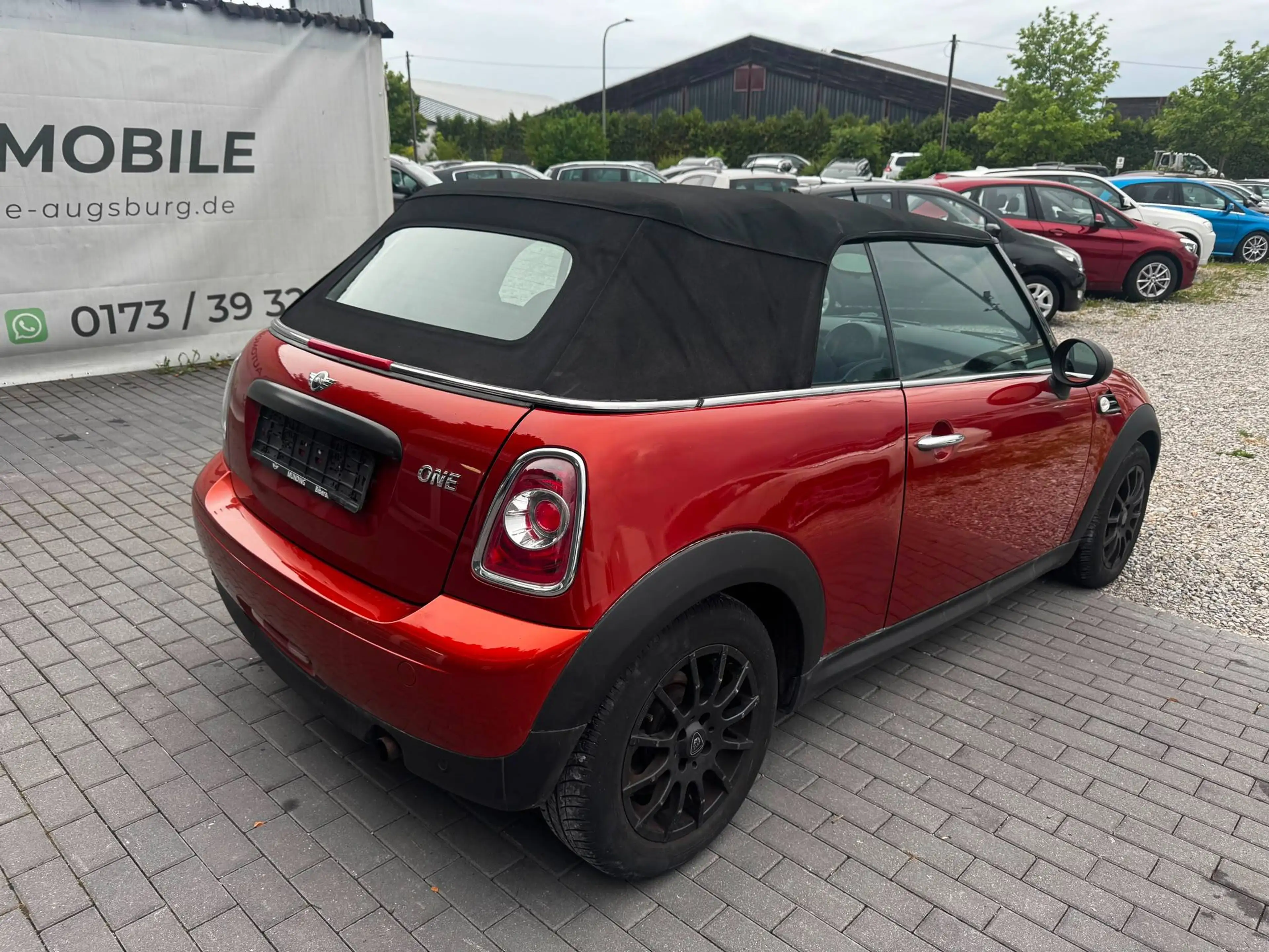 MINI One Cabrio One  Bixenon PDC 8fach bereift Scheckheftgepflegt — photo 3