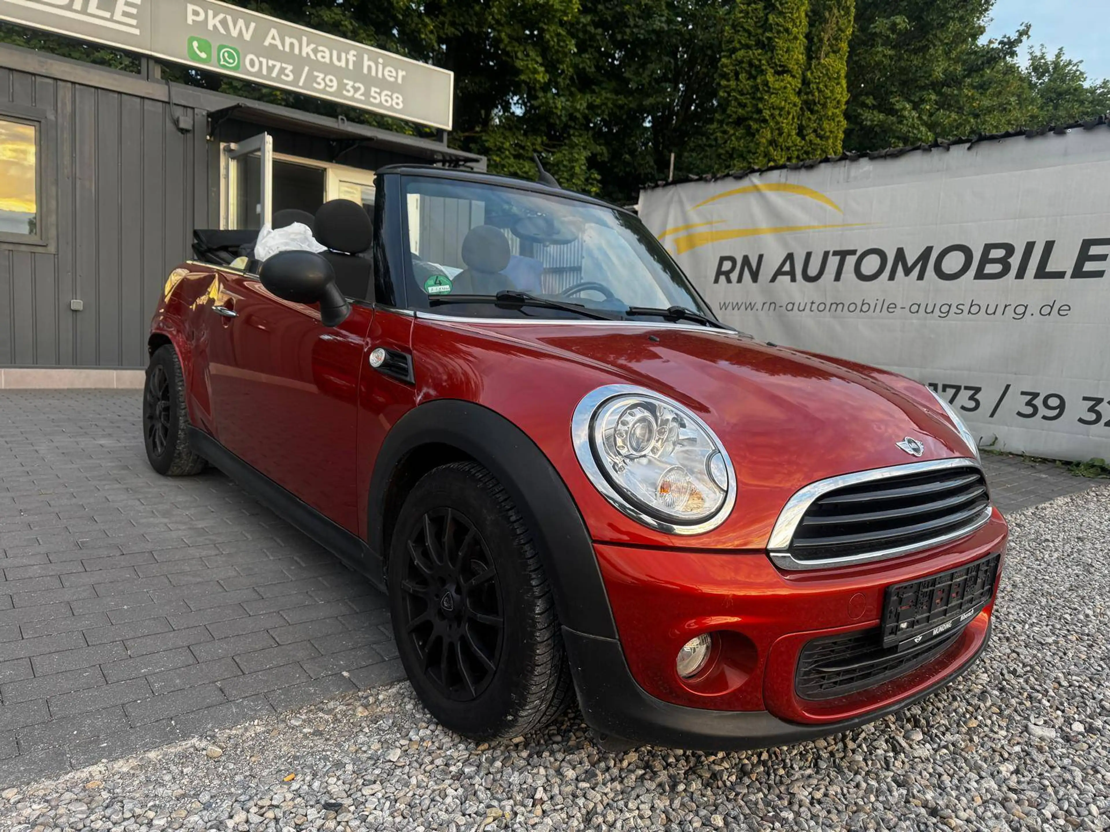 MINI One Cabrio One  Bixenon PDC 8fach bereift Scheckheftgepflegt