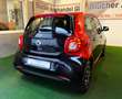 smart forFour Basis Automatik 66 kW edition crosstown Panoramada Schwarz - thumbnail 4