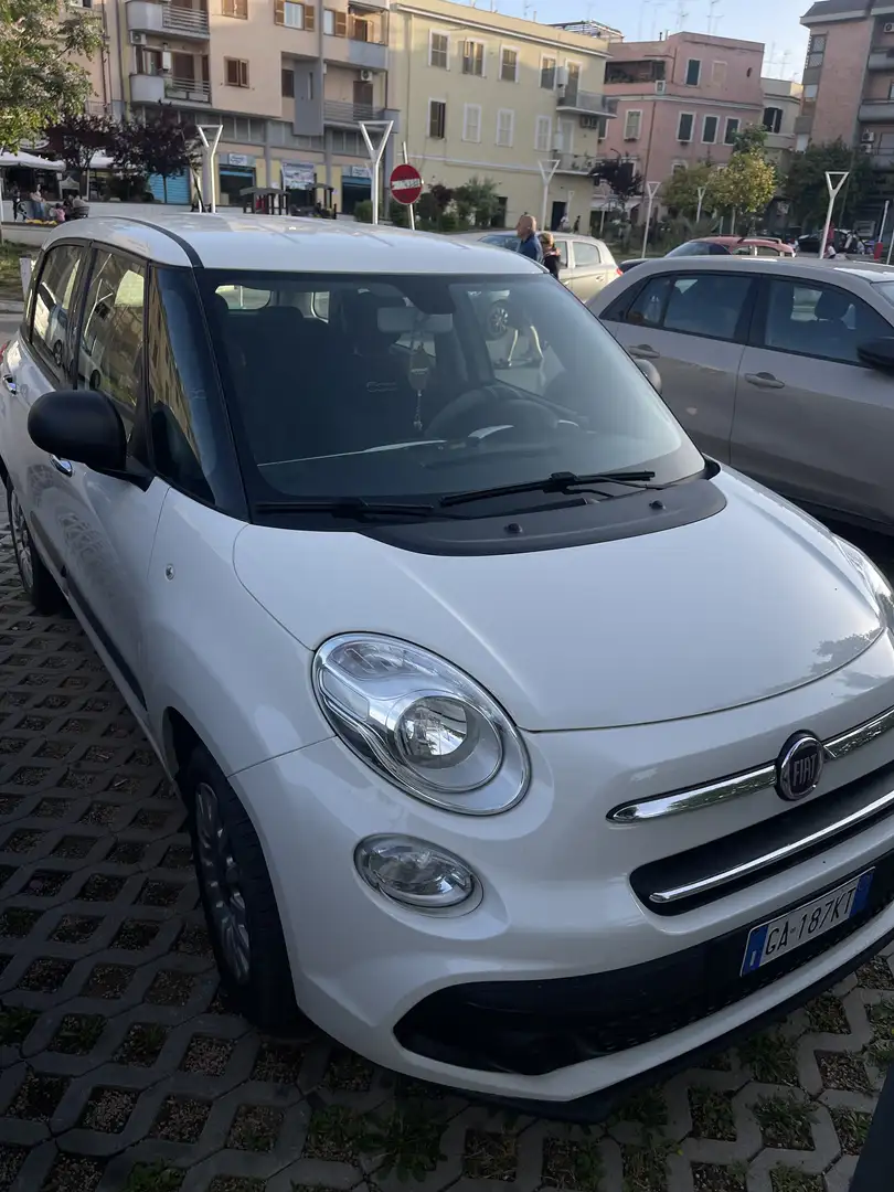 Fiat 500L Living 1.3 mjt Lounge 95cv dualogic - 1