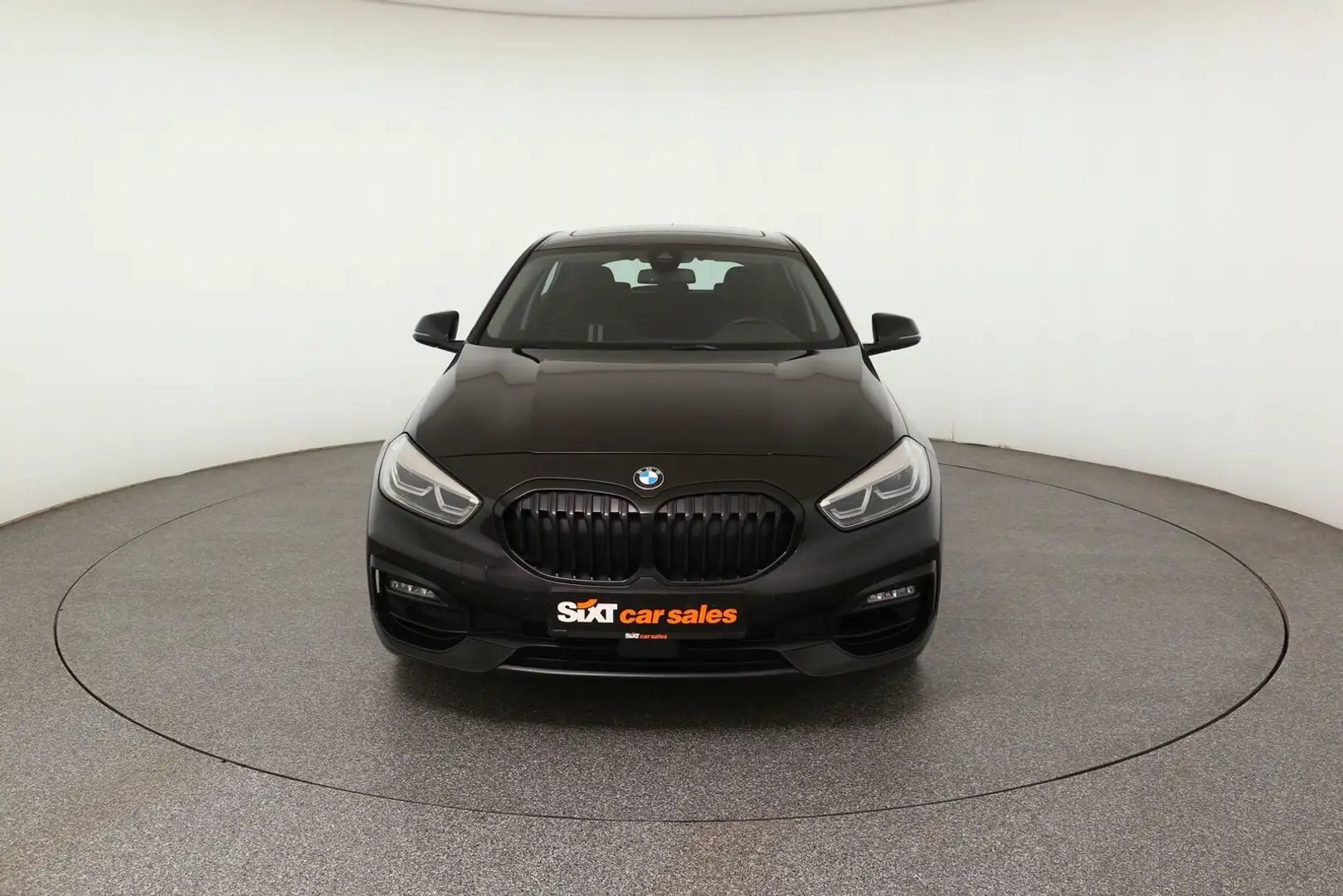 BMW 120 i Sport Line Pano|ad.LED|SHZG|HiFi|el.Heckkl. Zwart - 2
