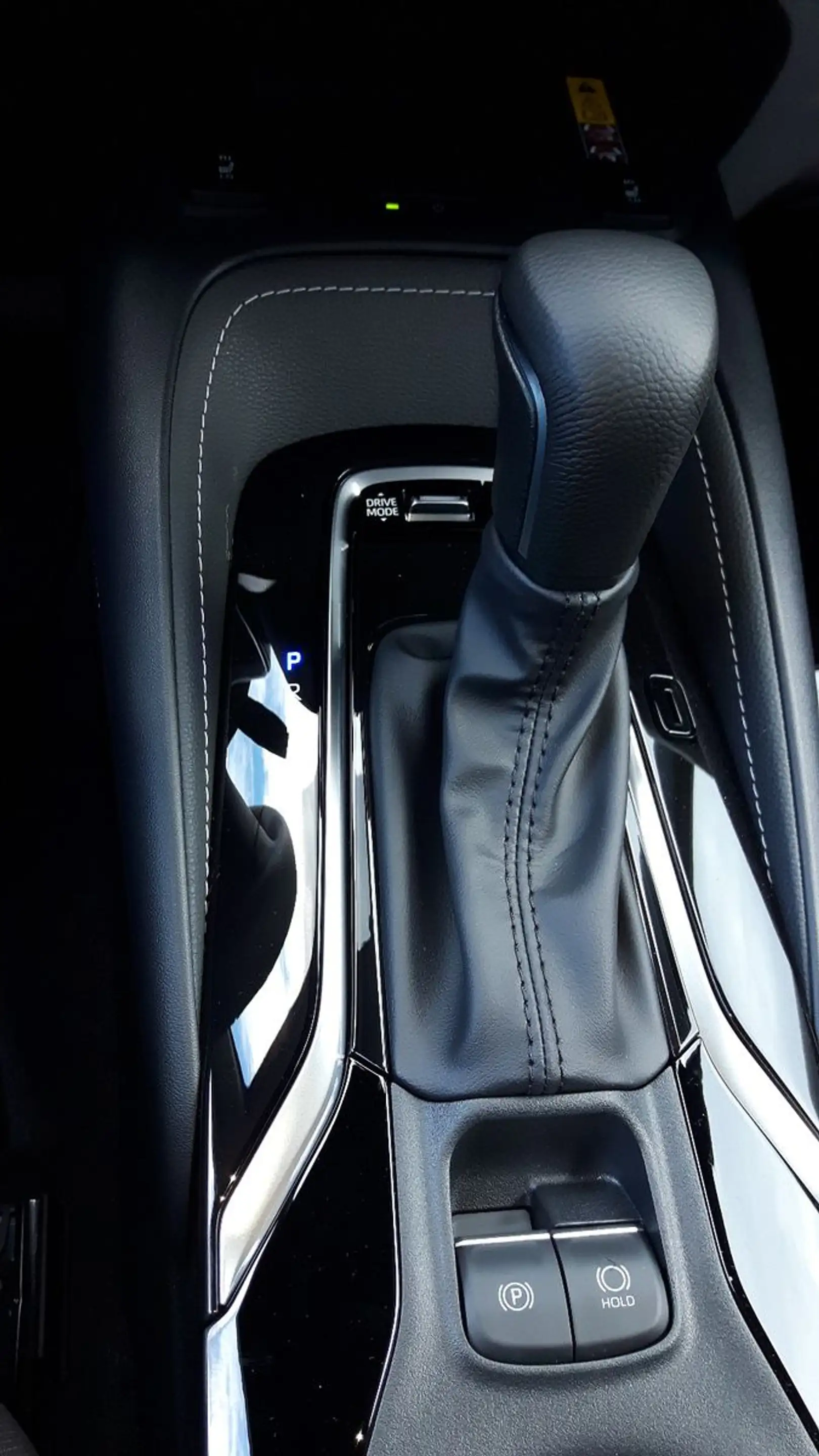 Suzuki Swace 1.8 Hybrid CVT Comfort+ — photo 13