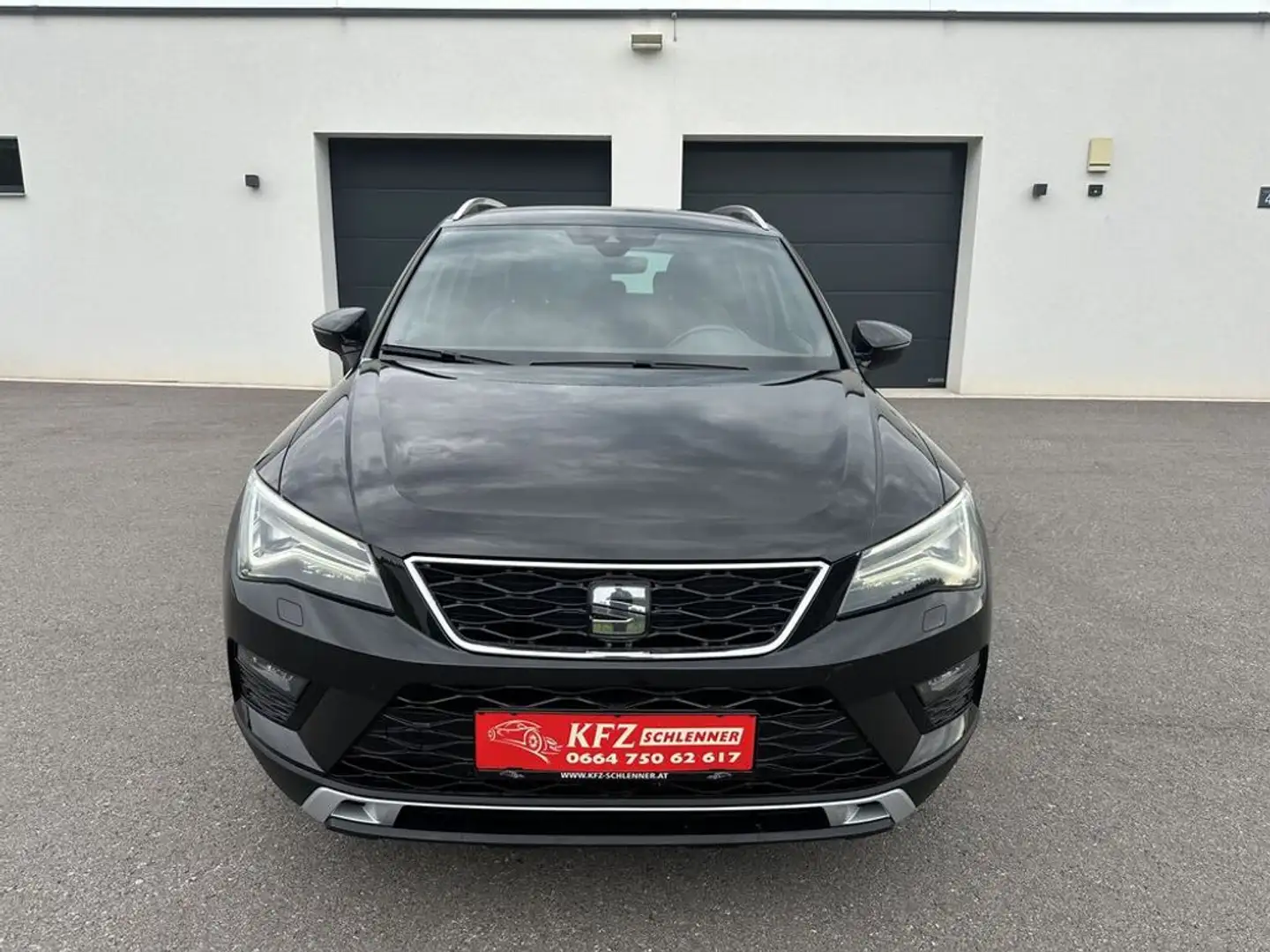SEAT Ateca Xcellence 2,0 TDI 4Drive DSG/AHK/LED/ACC Schwarz - 2