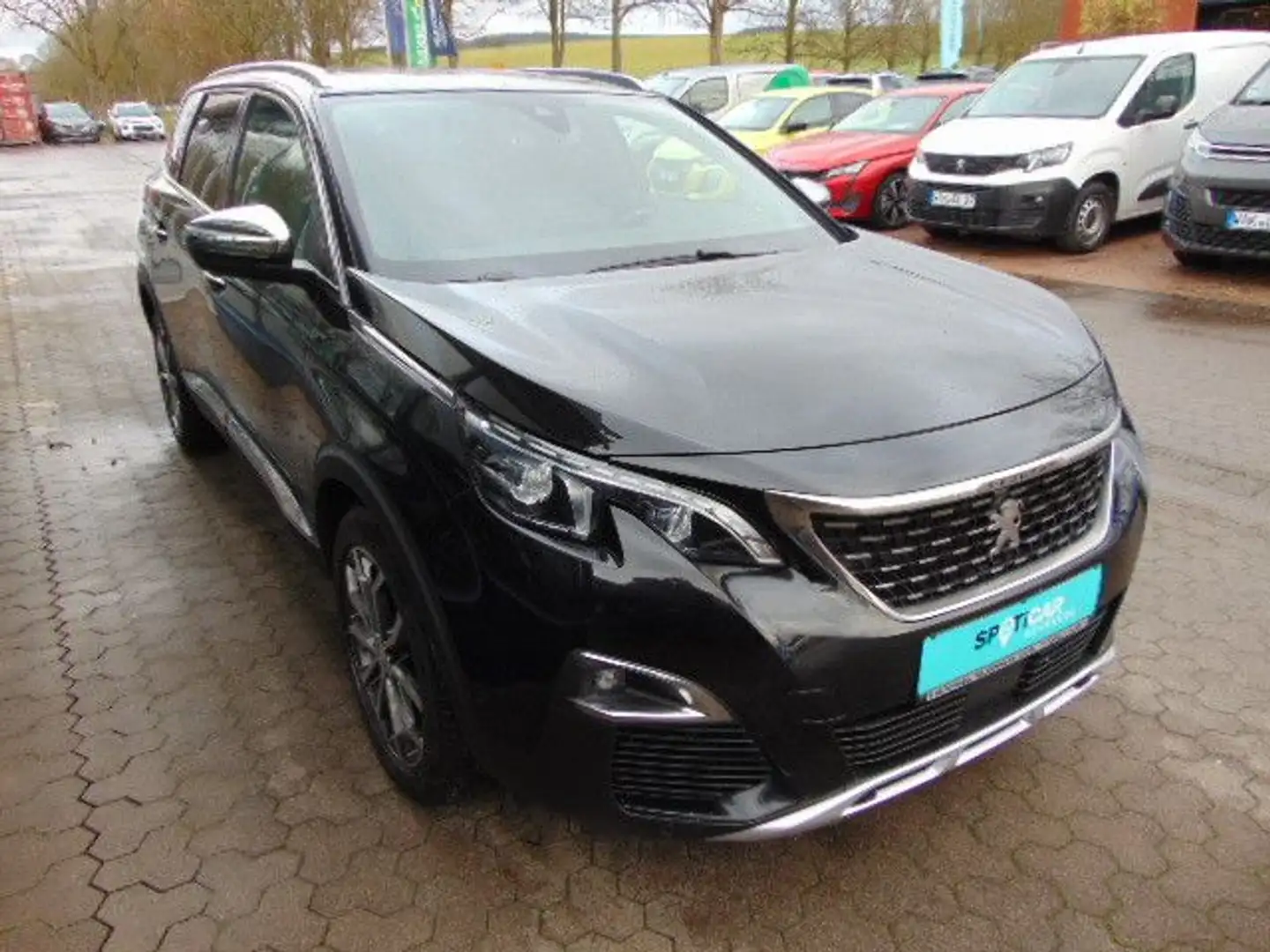 Peugeot 5008 GT Schwarz - 2