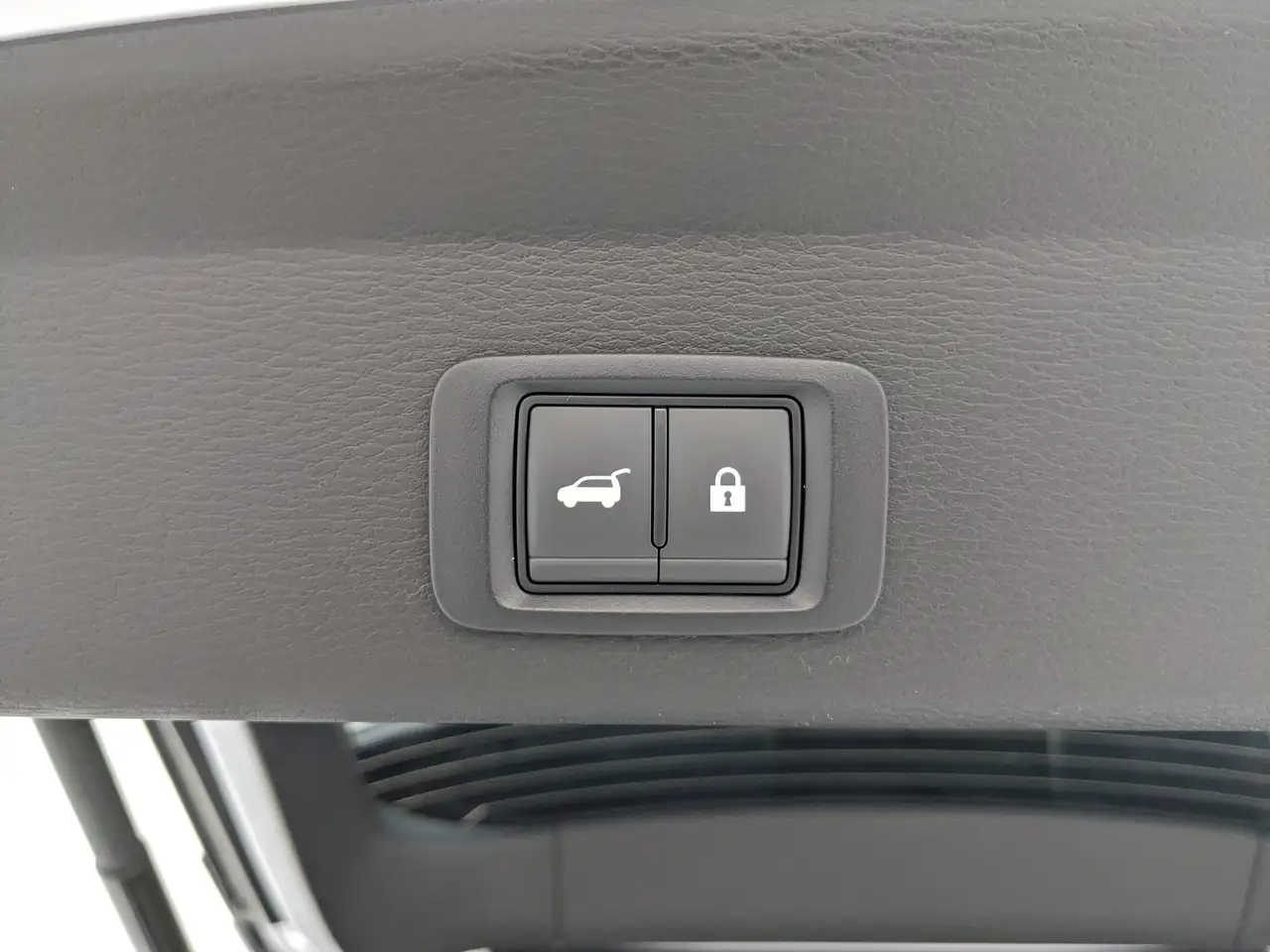 Mitsubishi Outlander снимка Mitsubishi Outlander