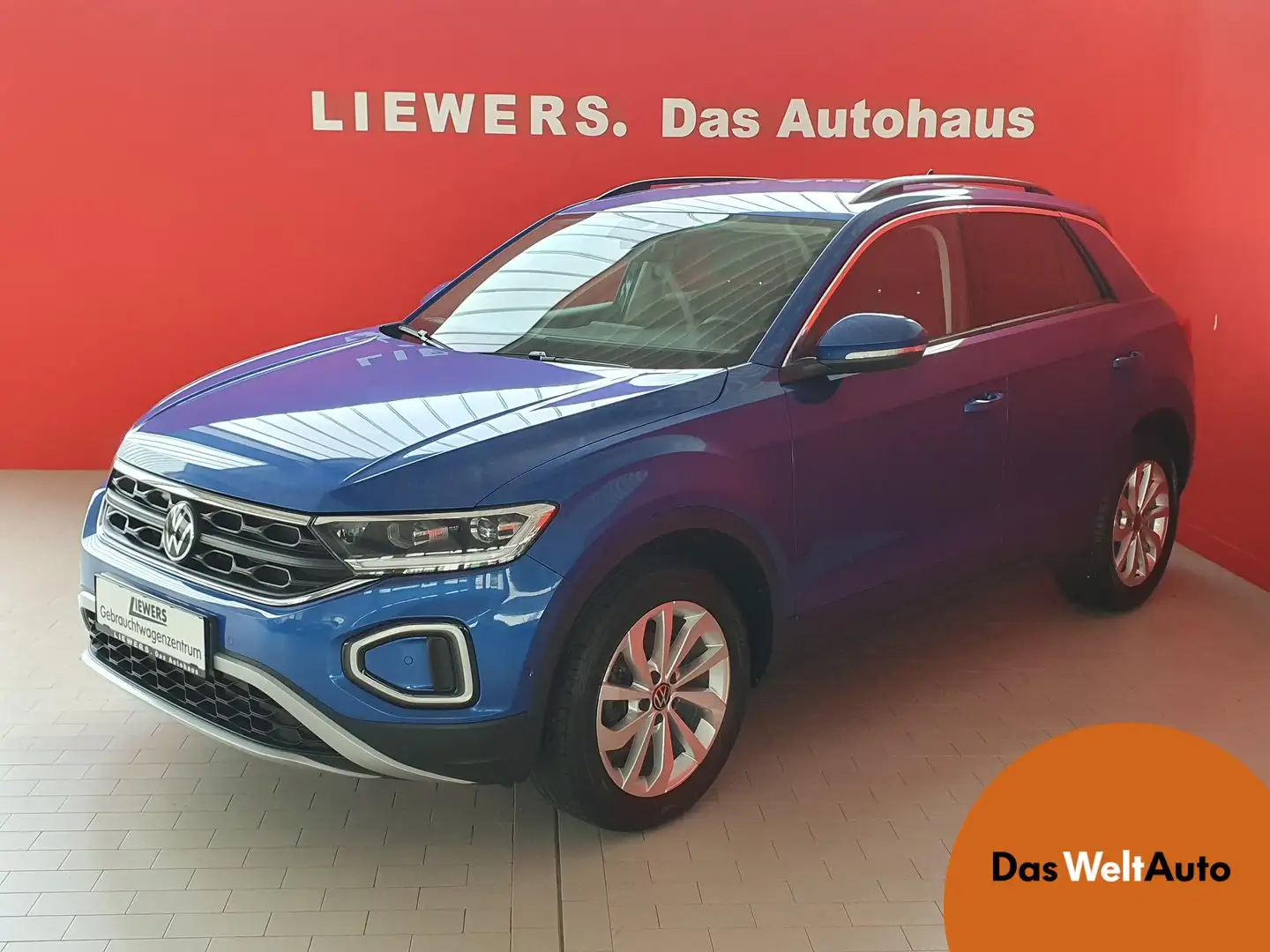 Volkswagen T-Roc Life TSI DSG Blau - 1
