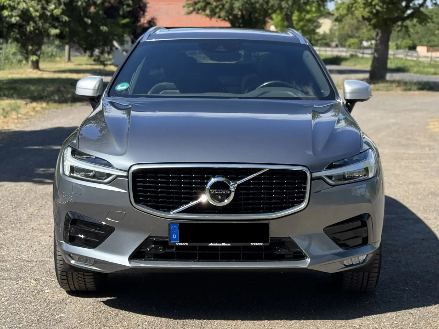 Volvo XC60 D5 AWD Geartronic RDesign - 2