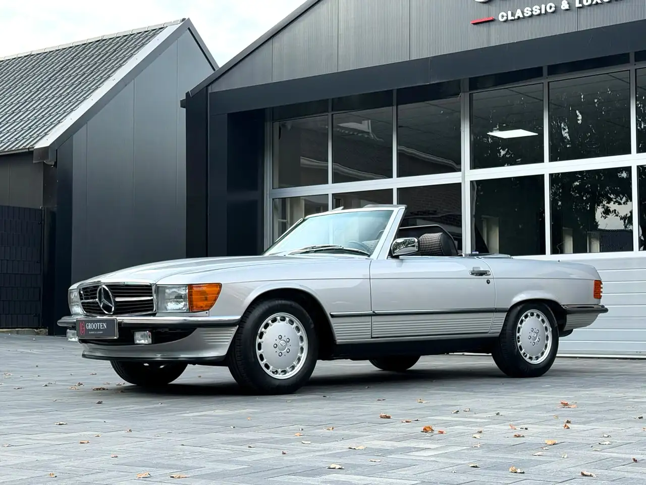 Mercedes-Benz SL 300 SL - R107 - 65.000 km - Mint, foto 8