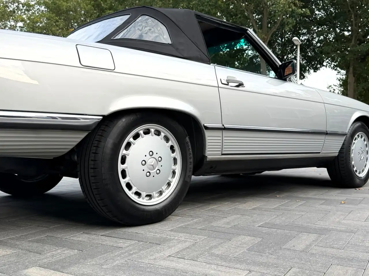 Mercedes-Benz SL 300 SL - R107 - 65.000 km - Mint, foto 3