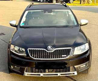 Octavia Combi 2.0 TDI (Green tec) 4x4 DSG Scout