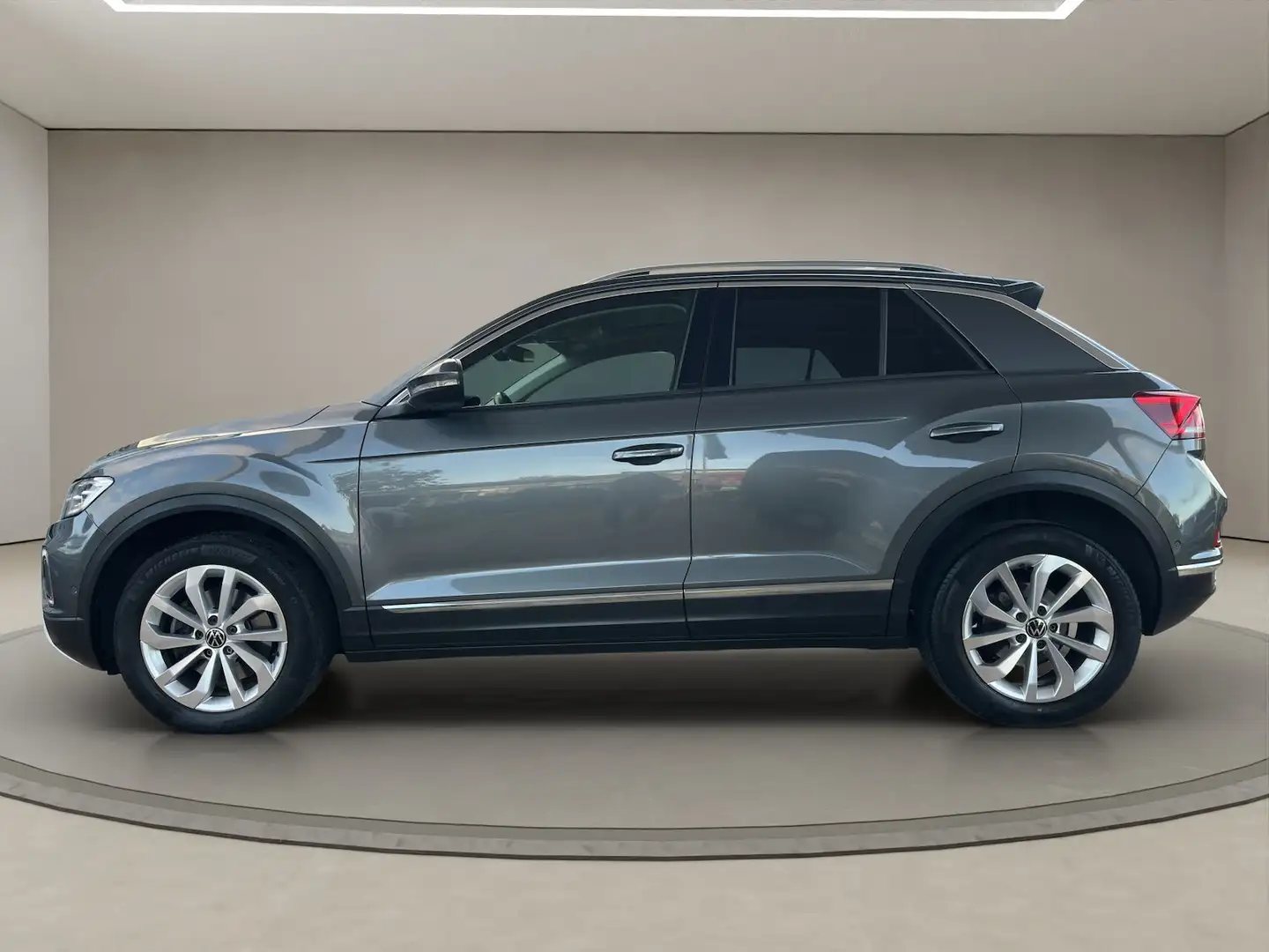Volkswagen T-Roc 2,0TDI Style DSG LED* Vitual * Pano1 HD Grau - 2