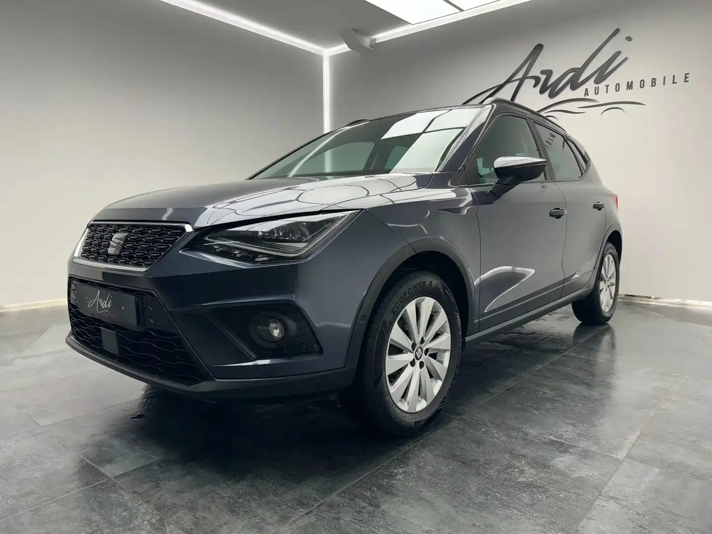 SEAT Arona 1.6 TDI DSG *GARANTIE 12 MOIS*1er PROPRIETAIRE* Gris - 1