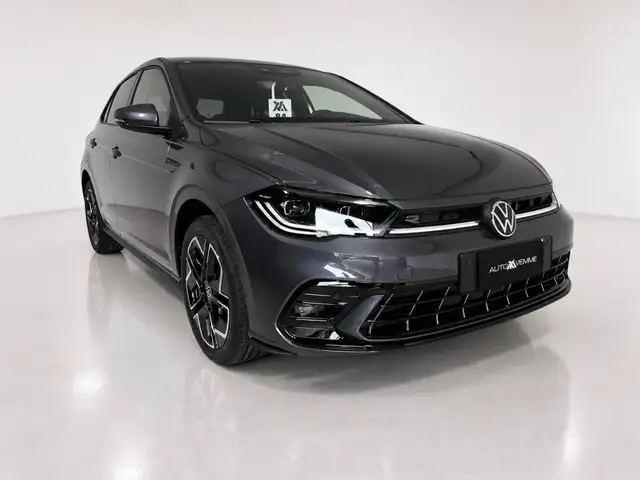 Volkswagen Polo view 2