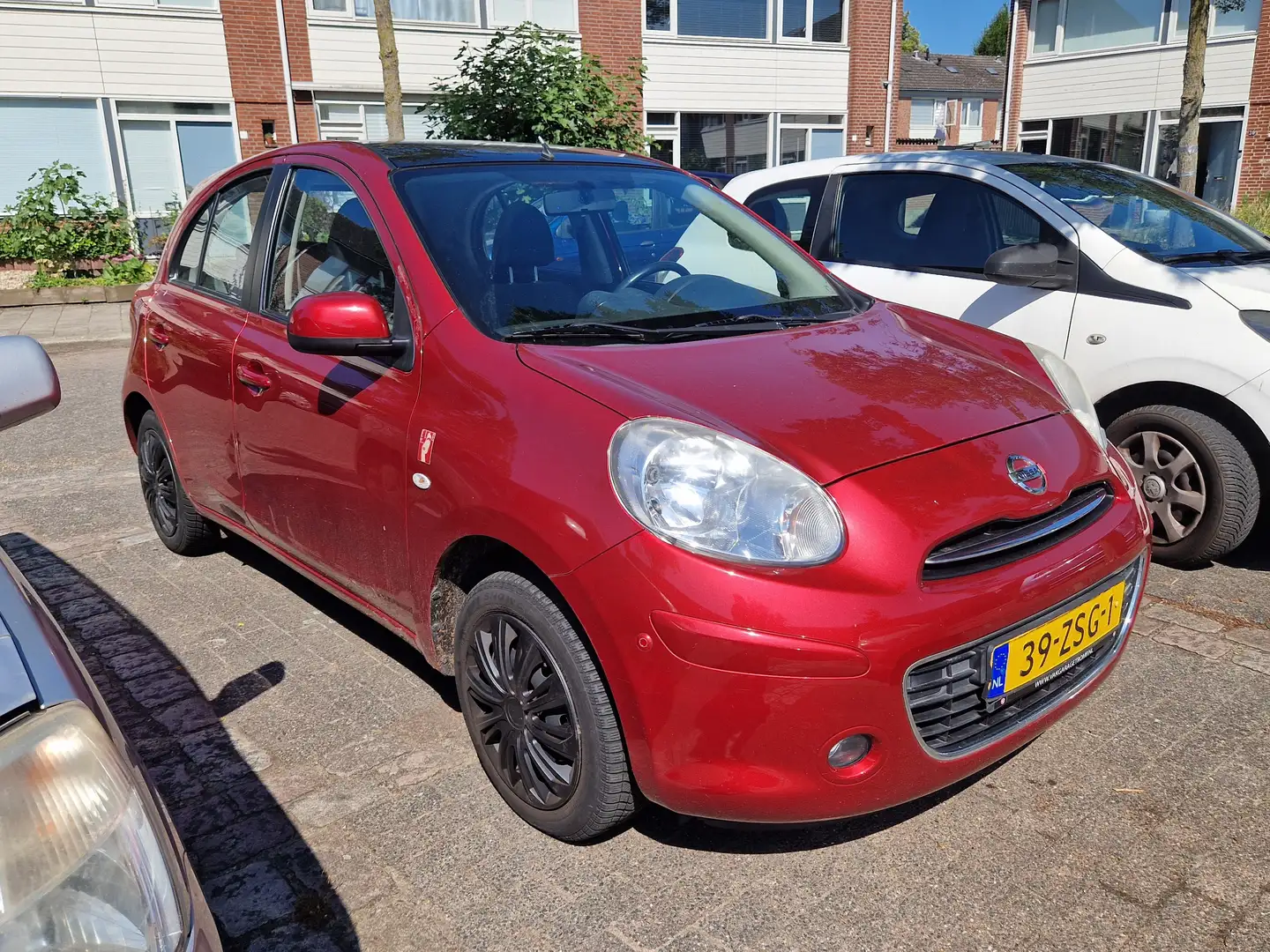 Nissan Micra Micra 1.2 DIG-S ELLE Rood - 2