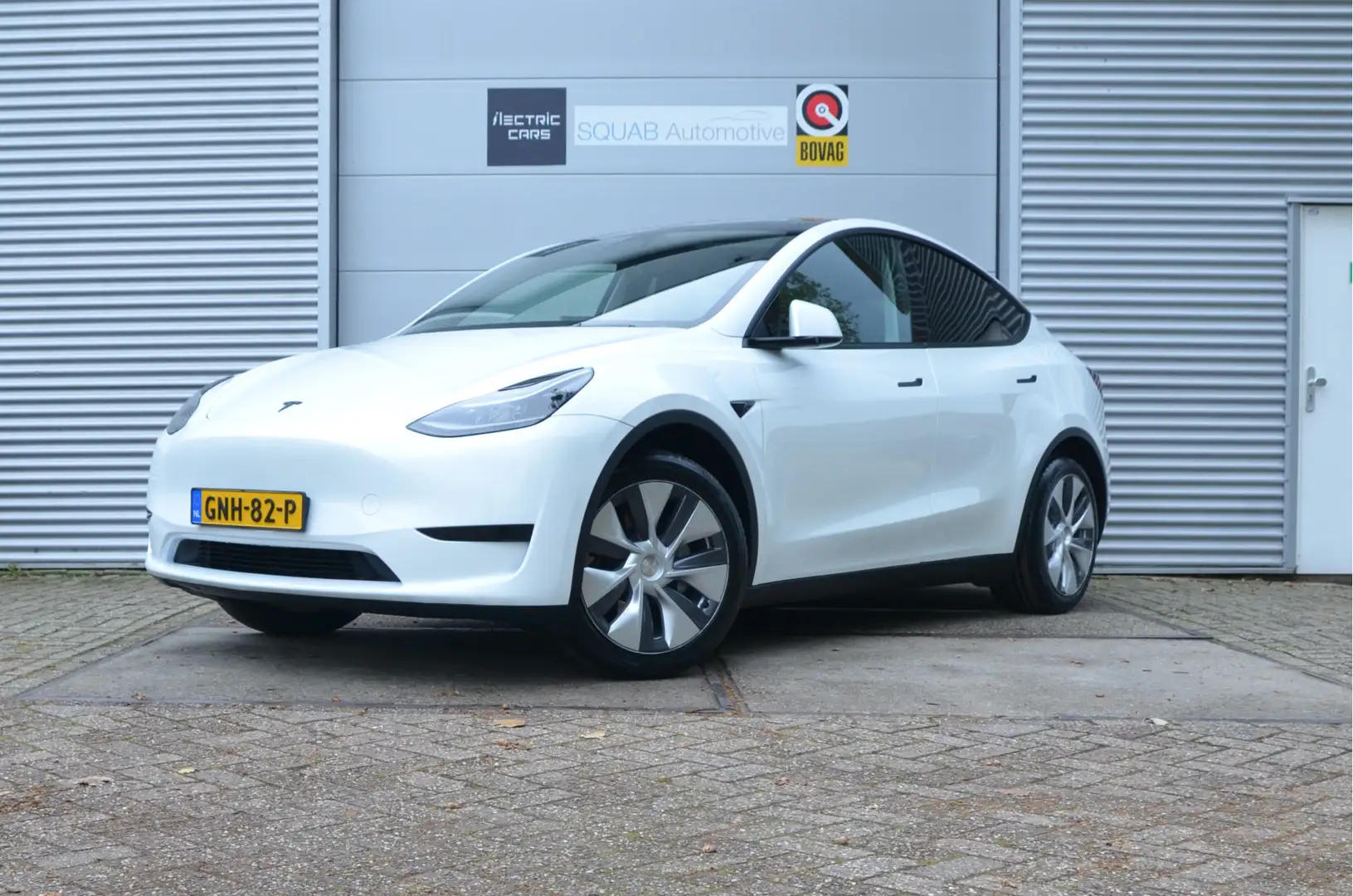 Tesla Model Y RWD 58 kWh Autopilot, nw banden Weiß - 1