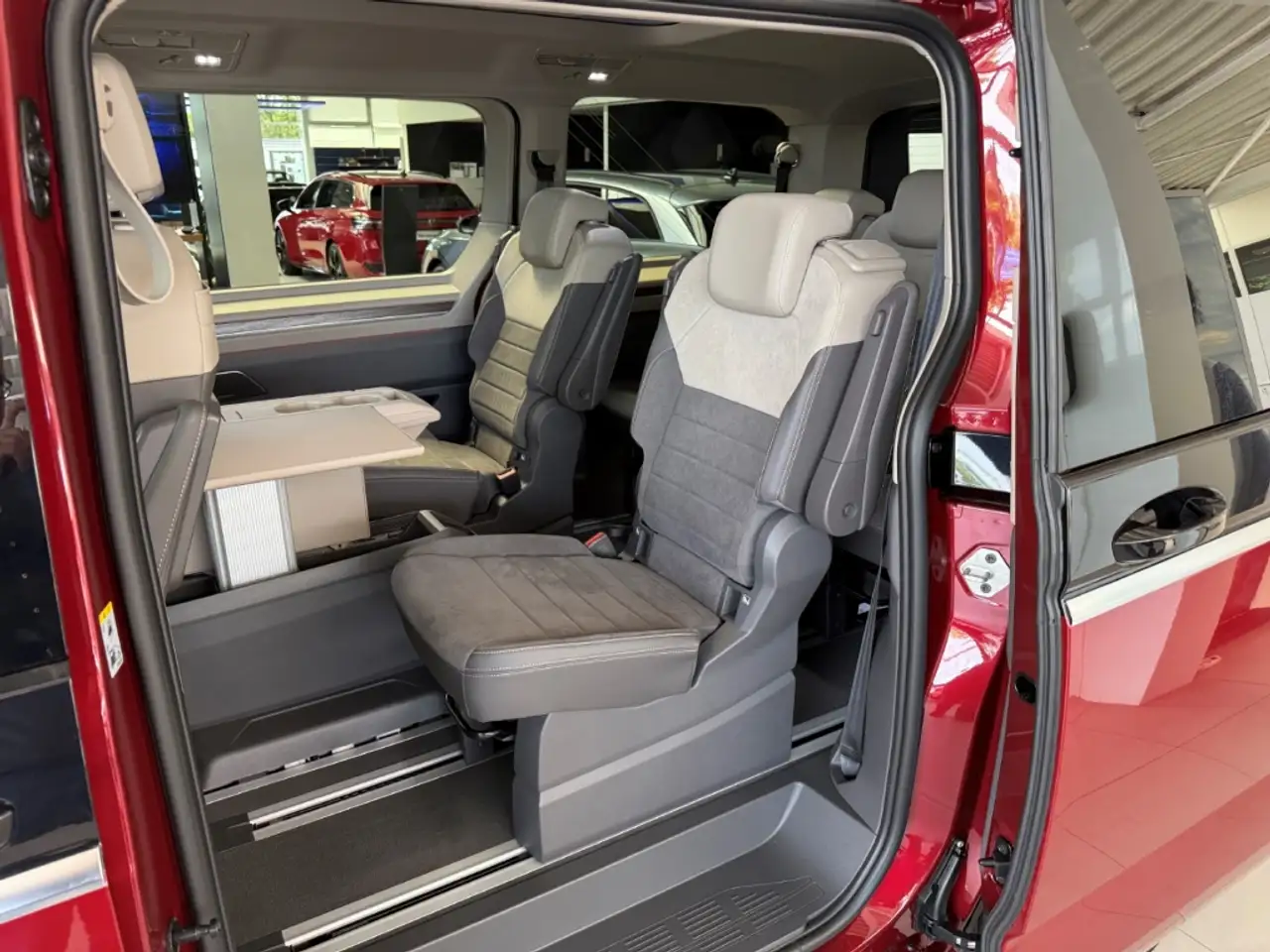 Volkswagen T7 Multivan 2026 — фото 10