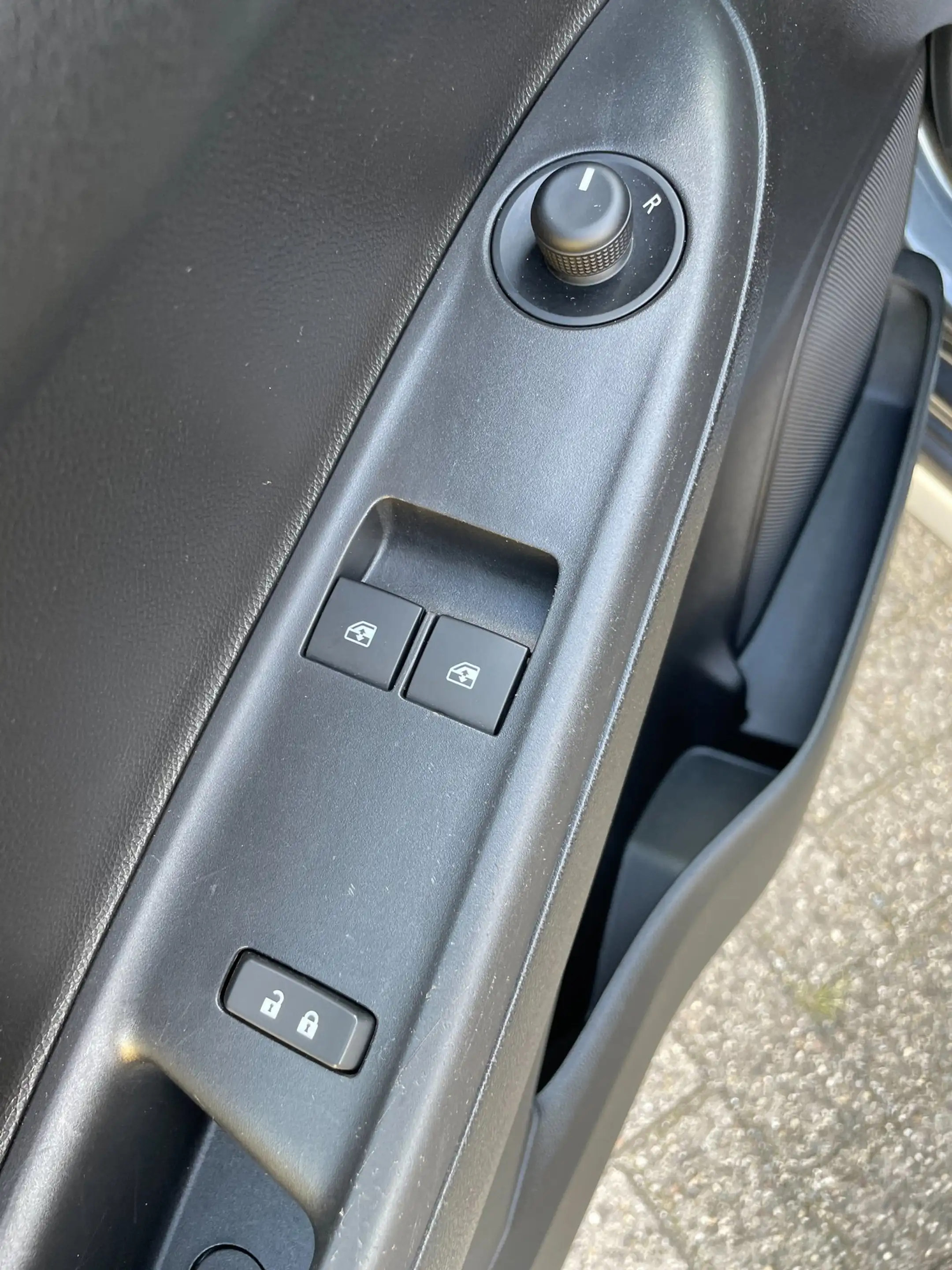 Opel Karl 1.0 Rocks Online Edition | navigatie | pdc achter — photo 7