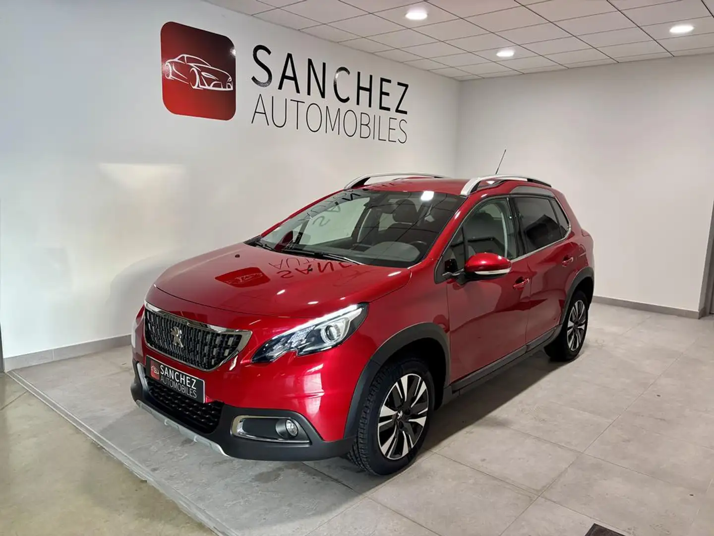 Peugeot 2008 1.2 PURETECH 110 EAT6 ALLURE Rouge - 1