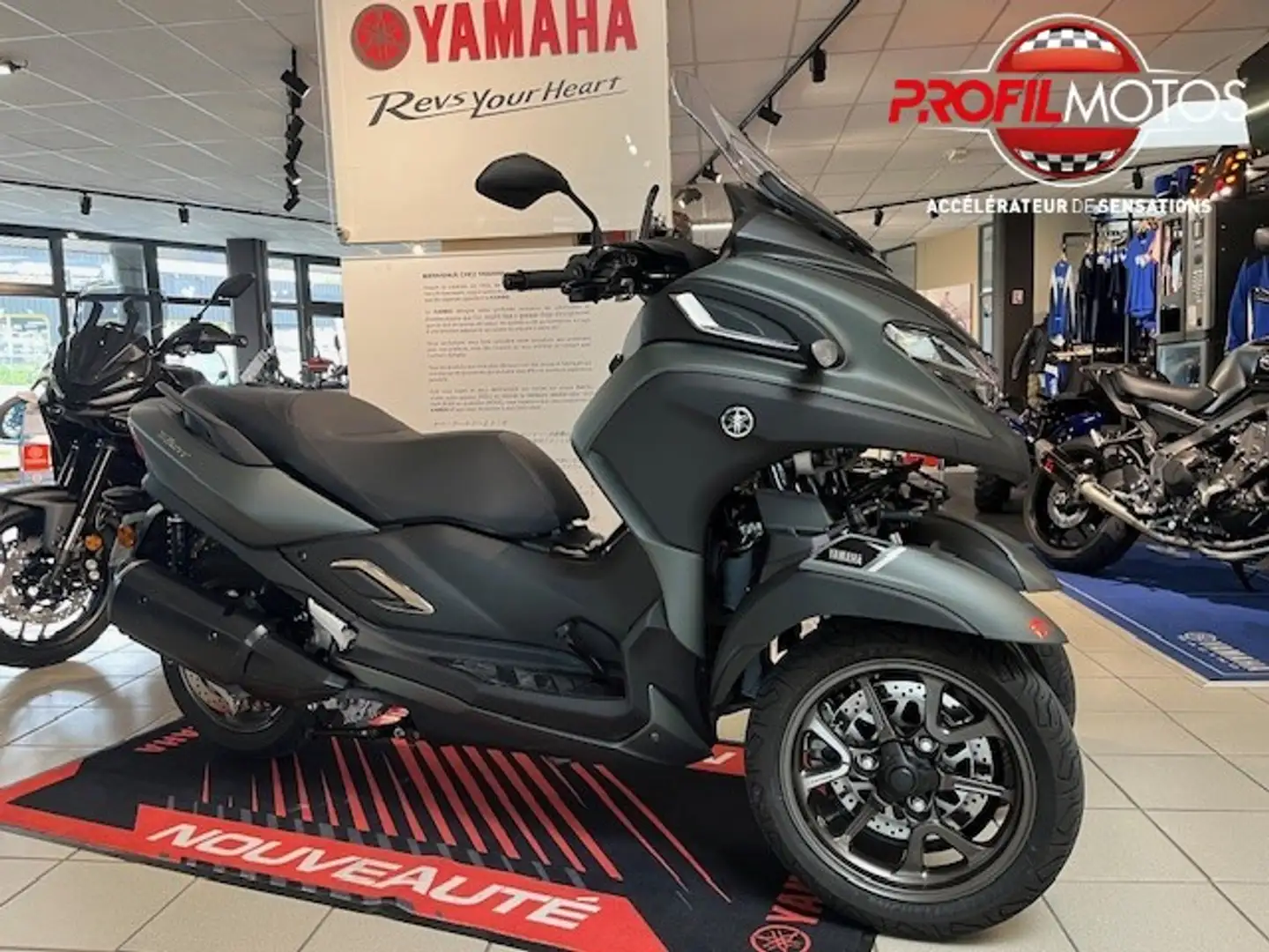 Yamaha TriCity Vert - 1