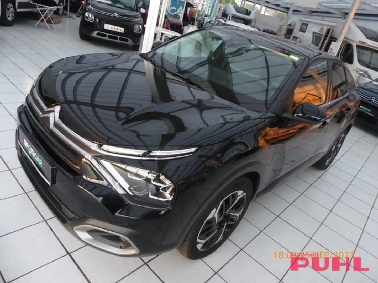 Citroen C4 1.5 BlueHDI 130 FAP Shine Stop&Start (EURO 6d Noir - 2