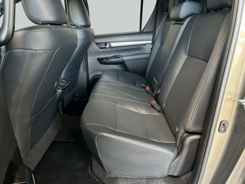 Toyota Hilux HiLux 4x4 Double Cab MHEV Autm. Invincible — photo 11