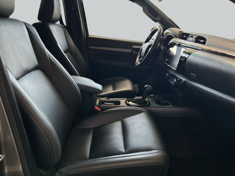 Toyota Hilux HiLux 4x4 Double Cab MHEV Autm. Invincible — photo 12