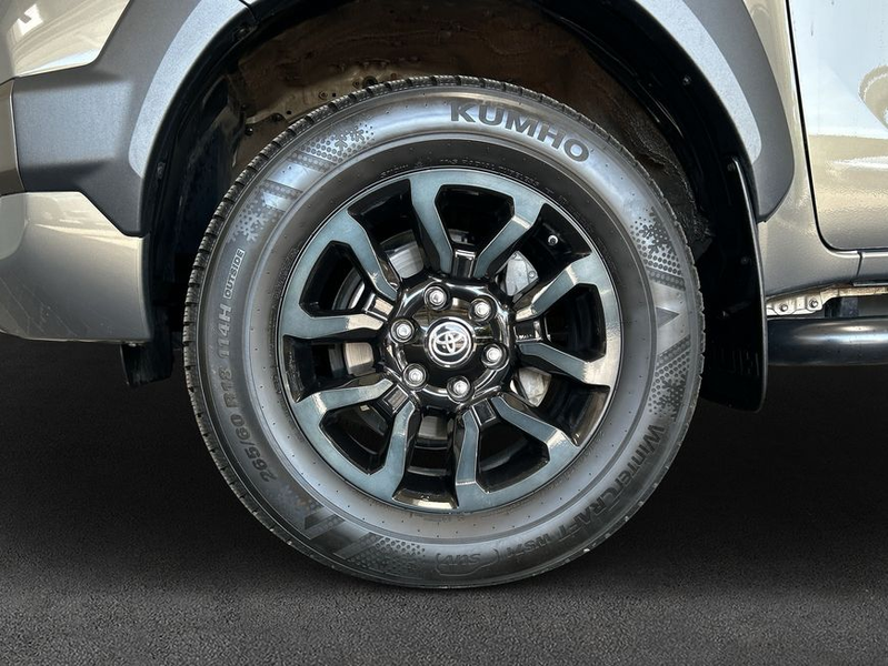 Toyota Hilux HiLux 4x4 Double Cab MHEV Autm. Invincible — photo 7