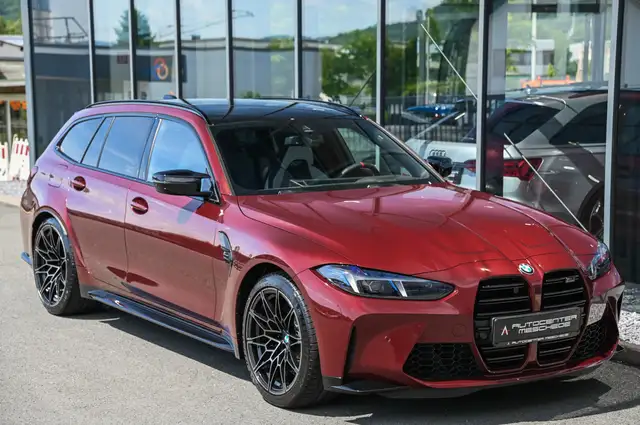BMW M3 view 3