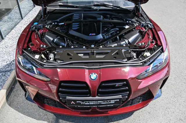BMW M3 view 7