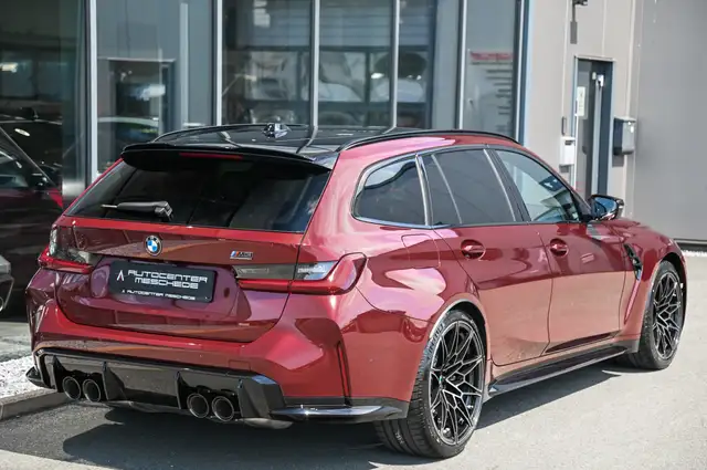 BMW M3 view 4