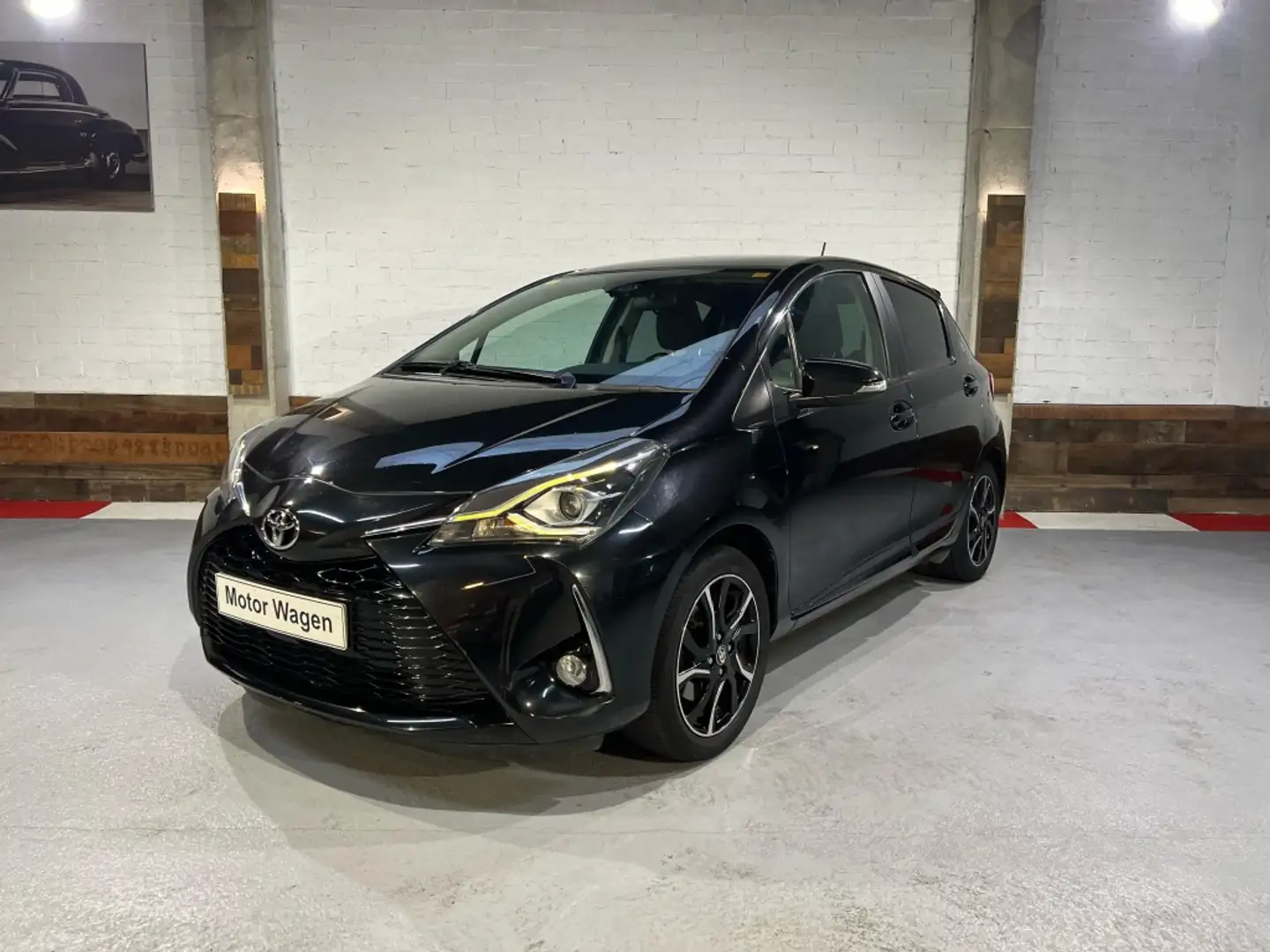 Toyota Yaris 1.5 Feel! Black - 1