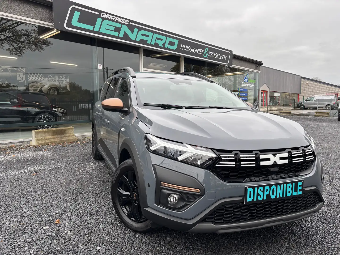 Dacia Jogger Jogger 1.0 Eco-G Extreme 7 places *ETAT NEUF* Grijs - 2